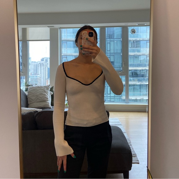 H&M - Knit Long Sleeve Sweater - Size Small - Picture 4 of 5